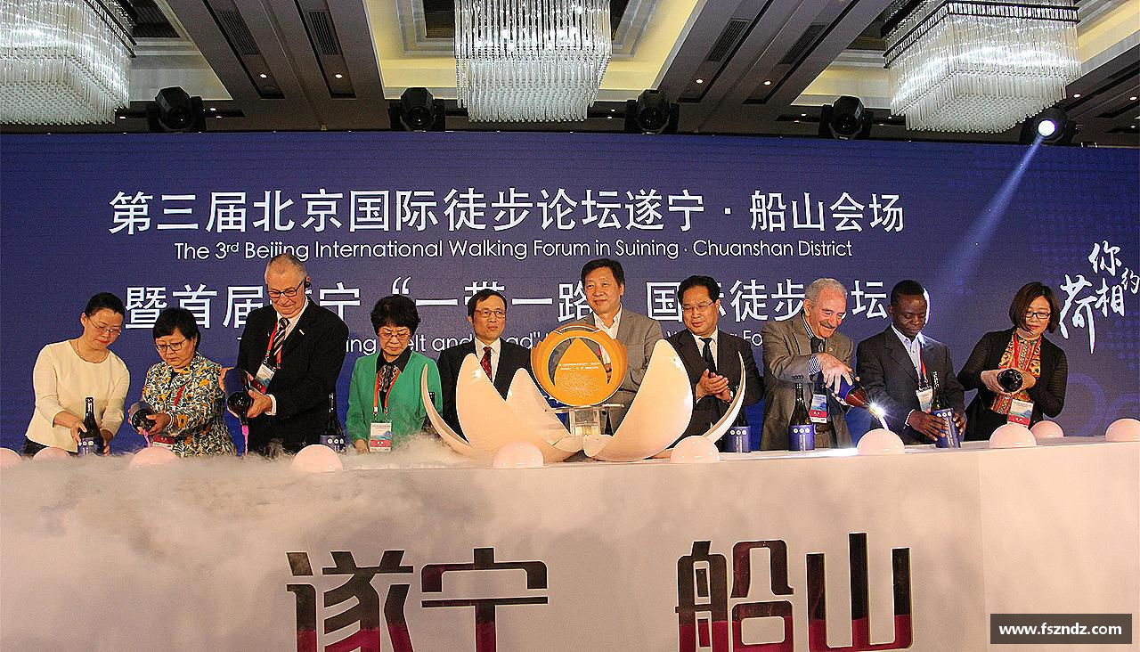 热血与坚持，战胜一切！